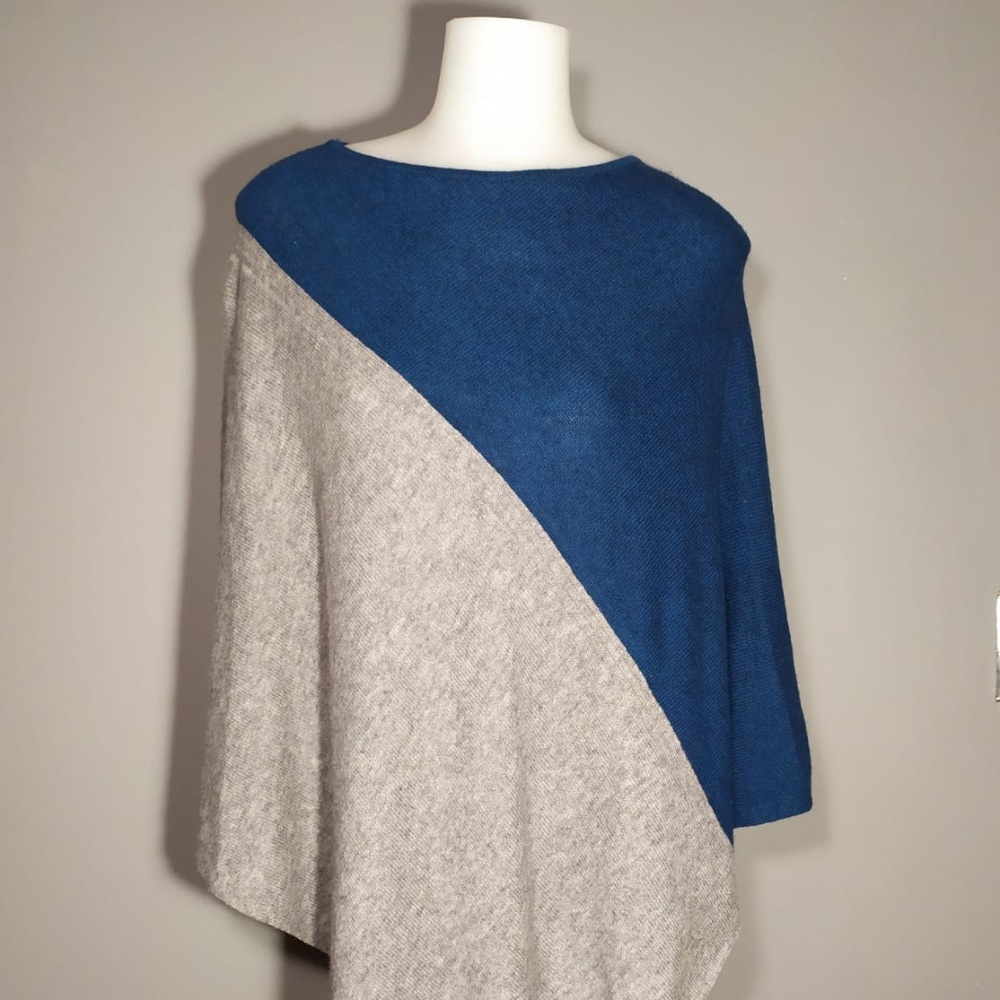 CELESTE PONCHO